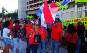 Read more about the article Trabalhadores do saneamento participam da greve geral contra retirada de direitos