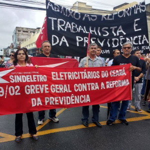 Read more about the article Congresso suspende tramitação da reforma da Previdência: resultado direto do povo na rua