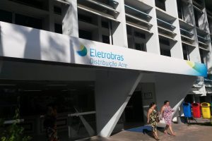 Read more about the article Comissão da MP da privatização da Eletrobras adia votação do relatório