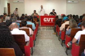 Read more about the article CUT debate estratégias de mobilização em defesa da democracia e dos direitos