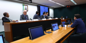 Read more about the article Relator do PL sobre a Portabilidade da Conta de Luz assume compromisso de retirar proposta de privatização da Eletrobras