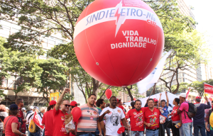 Read more about the article Sindieletro-MG está na luta em defesa da Eletrobras