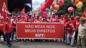 Leia mais sobre o artigo Bolsonaro defende lei antiterrorismo vetada por Dilma e temida por movimentos sociais