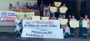 Read more about the article “Não vale privatizar!” É a nossa resistência