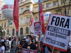 Read more about the article Atos demonstram força dos servidores na luta contra a Reforma Administrativa