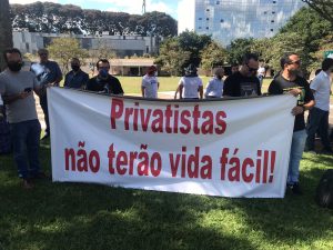 Read more about the article Eletricitários na luta contra a privatização da Eletrobras