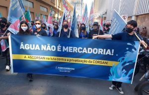 Read more about the article 32 deputados que autorizaram a privatização da Corsan são candidatos nas eleições