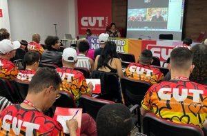 Read more about the article Encontro LGBTQIA+ da CUT reúne coletivos de 12 estados e reforça lutas do segmento