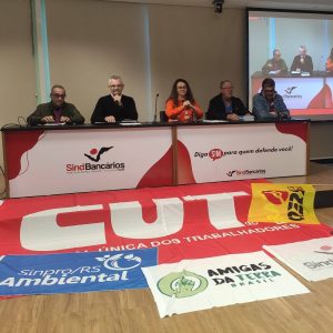 Leia mais sobre o artigo SINDIÁGUA/RS participou de Seminário da CUT que discutiu a transição energética e os desafios para os trabalhadores (as)