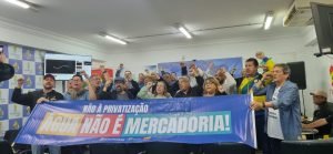 Leia mais sobre o artigo Seminário nacional reforça mobilização contra a privatização do saneamento e aprova plano de lutas