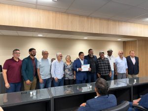 Leia mais sobre o artigo Sindicato dos Urbanitários do Pará recebe da Alepa e Dieese o Certificado de Reconhecimento e Agradecimento